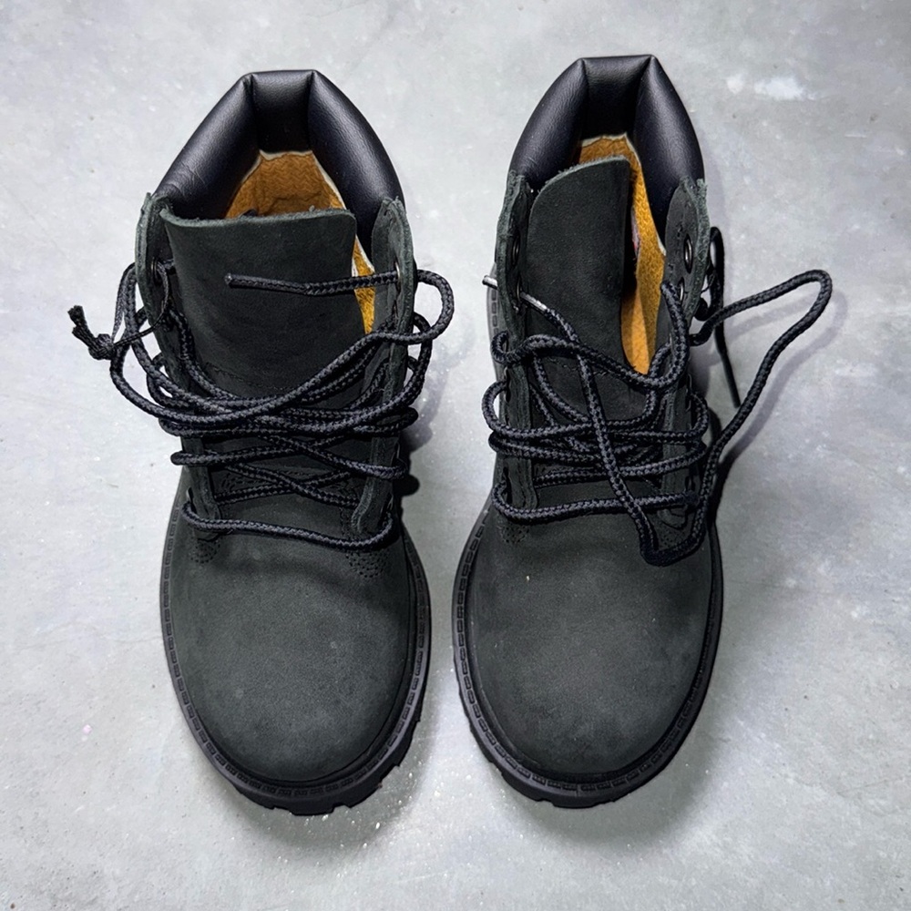 Timberland kids toddler leather boots size - 9